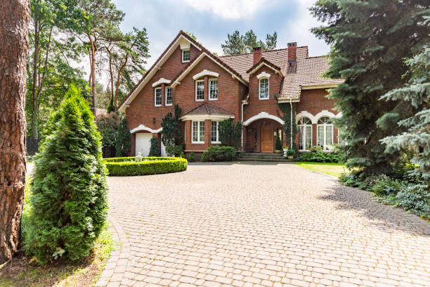 Best Driveway Pavers Near Me  in Knoxvle, IL